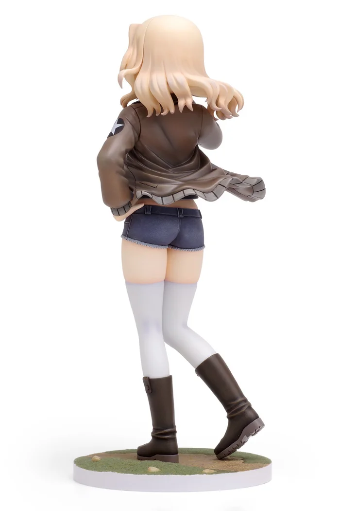 Wave DreamTech Girls Und Panzer Der Film Kay: Panzer Jacket Ver. 1/8 Scale Figure 3 Wave DreamTech Girls Und Panzer Der Film Kay: Panzer Jacket Ver. 1/8 Scale Figure - Image 2
