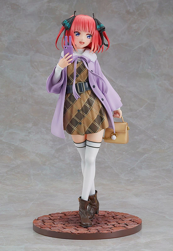 GOOD SMILE COMPANY The Quintessential Quintuplets ∬ Nino Nakano: Date Style Ver. 1/6 Scale Figure 4 GOOD SMILE COMPANY The Quintessential Quintuplets ∬ Nino Nakano: Date Style Ver. 1/6 Scale Figure - Image 2